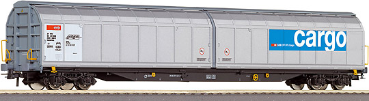 Slide wall Box car<br /><a href='images/pictures/Roco/66309.jpg' target='_blank'>Full size image</a>
